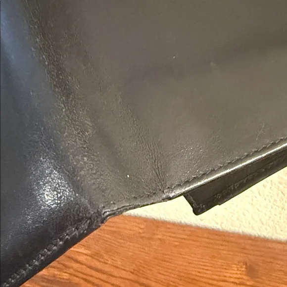 Salvatore Ferragamo Leather Continental Wallet - Picture 7 of 16